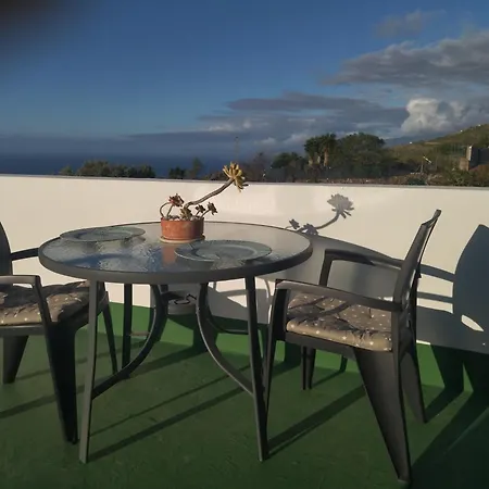 2faros Apartment *