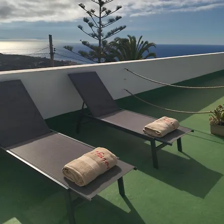 2faros Apartament *